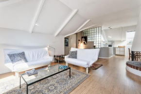  Villa Boutique Apartment  Чирие